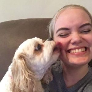 Meet your Posher, Joelle